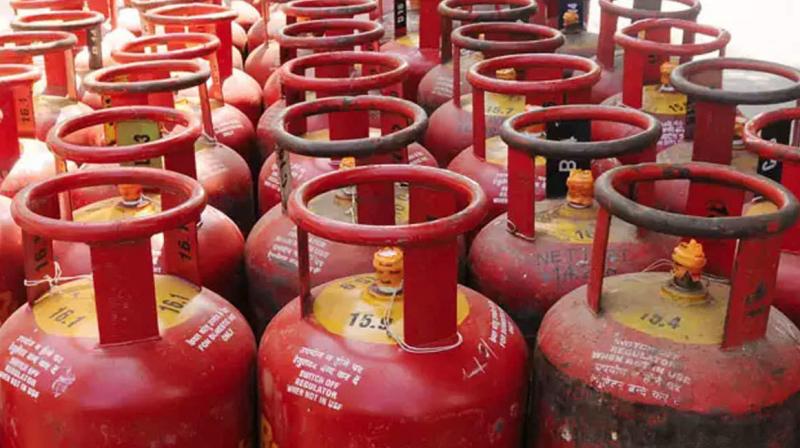   Gas cylinders 