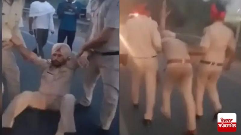  Drunk policeman hit motorcycle, people chanted slogans against police