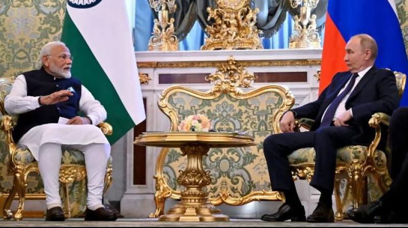 PM Narendra Modi & Putin PM Narendra Modi & Putin
