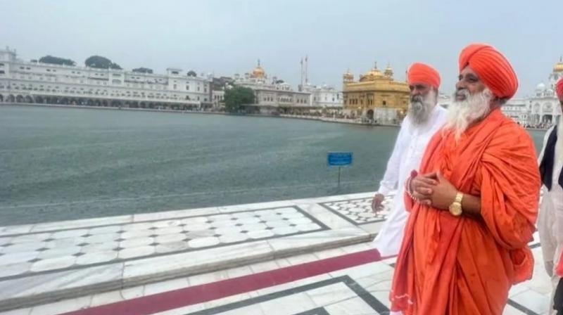 Sant Sicheval paid obeisance at Sri Darbar Sahib Sant Sicheval paid obeisance at Sri Darbar Sahib