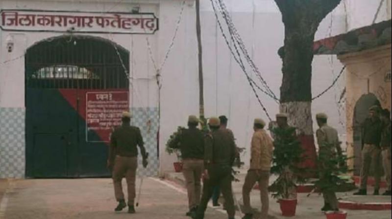 30 policemen injured after inmates resort to arson in UP jail 30 policemen injured after inmates resort to arson in UP jail