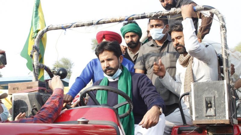 MLA Raja Waring leaves for Delhi to support farmers MLA Raja Waring leaves for Delhi to support farmers
