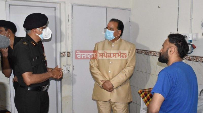 MoS Defence Ajay Bhatt today visited Army Base Hospital & met Harjot Singh MoS Defence Ajay Bhatt today visited Army Base Hospital & met Harjot Singh