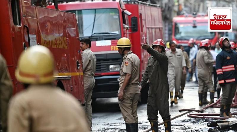 Cylinder catches fire while cooking; Three children badly burnt, two die Cylinder catches fire while cooking; Three children badly burnt, two die
