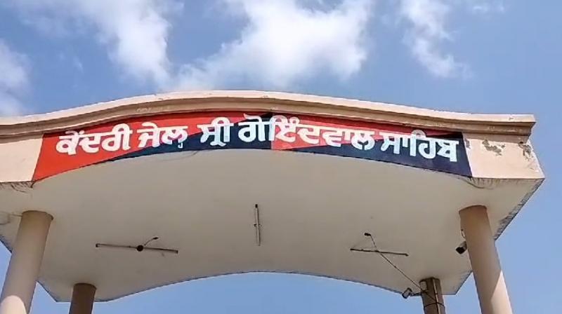 Mobile phone recovered from the accused of Sidhu Moosewala in jail Mobile phone recovered from the accused of Sidhu Moosewala in jail