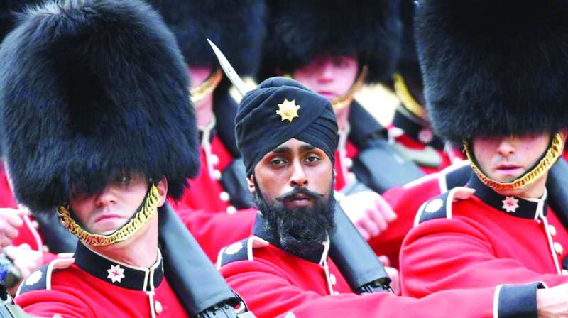 Charanpreet Singh wearing turban in Britain's 'Trooping The Color' Charanpreet Singh wearing turban in Britain's 'Trooping The Color'