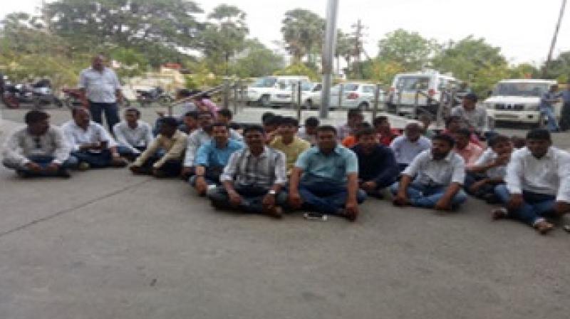 Police have trapped 2 journalists in false cases Police have trapped 2 journalists in false cases