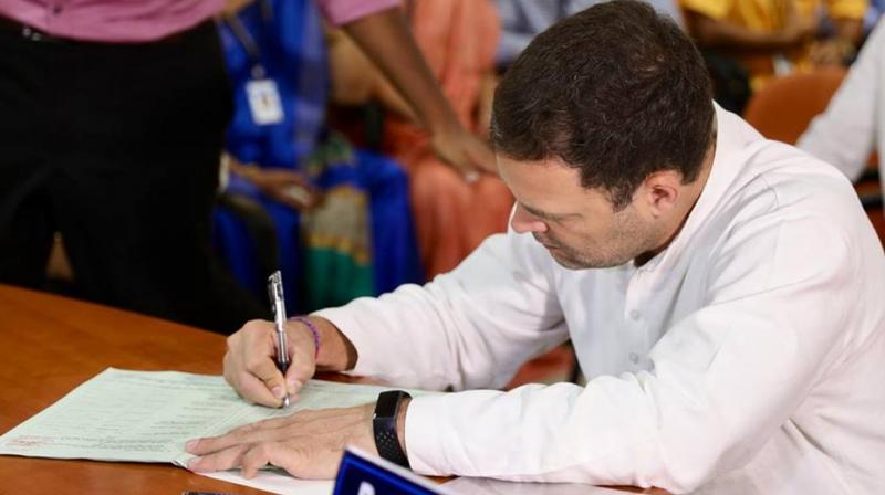 Rahul Gandhi Fill Nomination Form  