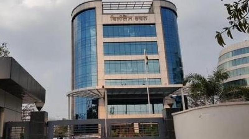 VIGILANCE BUREAU REGISTERS CASE AGAINST NAIB TEHSILDAR'S READER FOR DEMANDING RS 50,000 BRIBE VIGILANCE BUREAU REGISTERS CASE AGAINST NAIB TEHSILDAR'S READER FOR DEMANDING RS 50,000 BRIBE