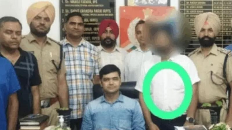 Gold worth 1.30 crore recovered at Jalandhar Cantt Railway Station News Gold worth 1.30 crore recovered at Jalandhar Cantt Railway Station News