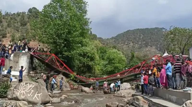 Footbridge collapses during Baisakhi celebration in Udhampur Footbridge collapses during Baisakhi celebration in Udhampur