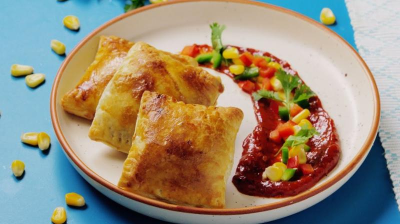 Vegetable Pizza Puff