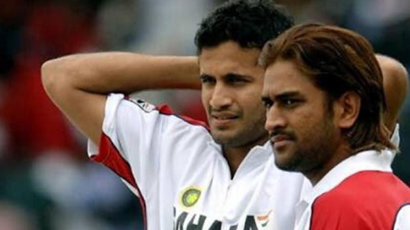 irfan and dhoni irfan and dhoni