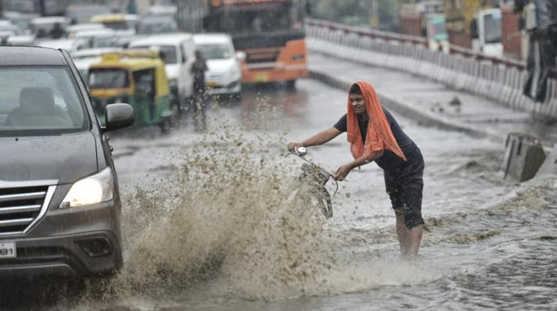 heavy rain in delhi 