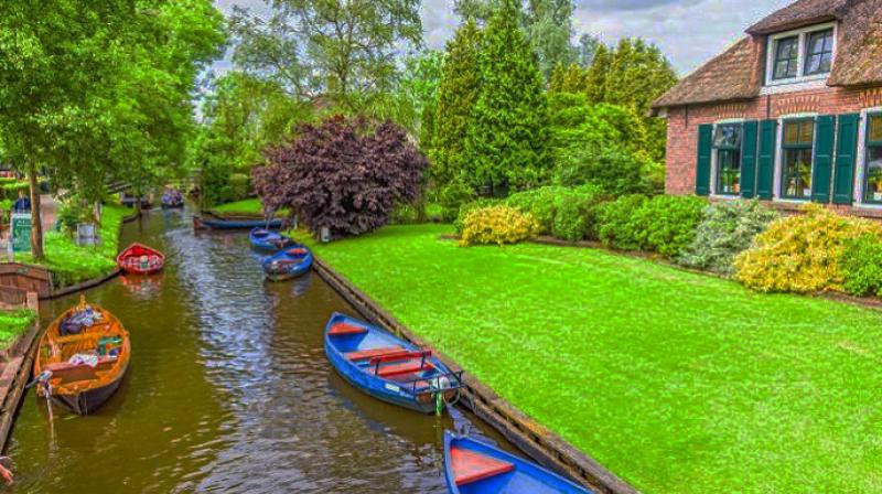 Giethoorn Village, Netherland Giethoorn Village, Netherland