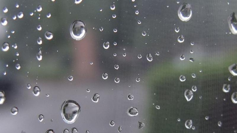 drizzling drizzling
