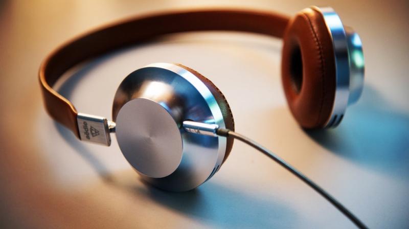 Headphone Headphone