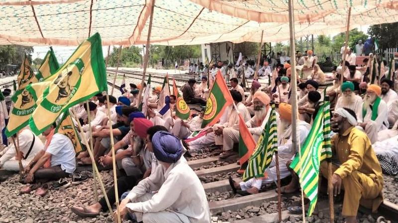 54 trains cancelled on Ambala-Amritsar route following farmers' protest 54 trains cancelled on Ambala-Amritsar route following farmers' protest