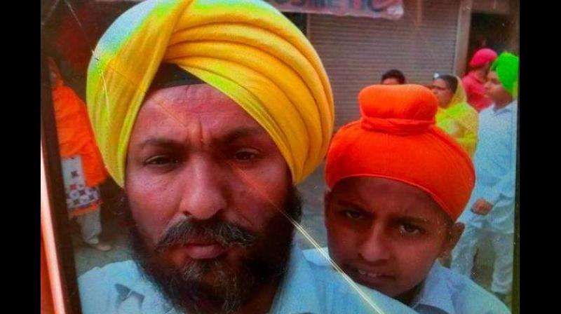 Speeding car hit father son on motorcycle at Patiala, Sirhind Road Speeding car hit father son on motorcycle at Patiala, Sirhind Road