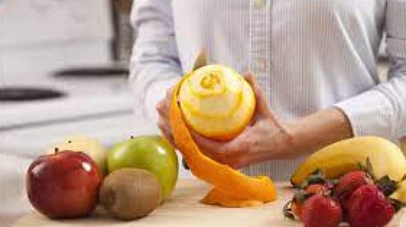 Instead of throwing away fruit peels, use them like this Instead of throwing away fruit peels, use them like this