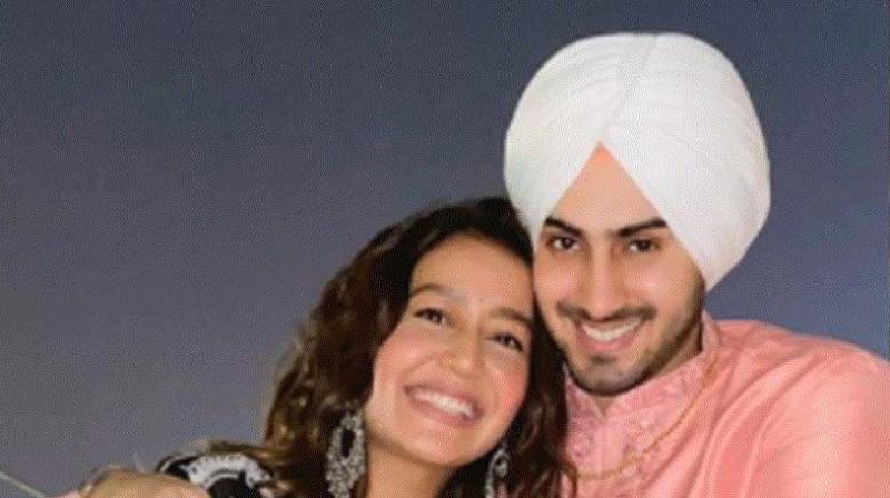 Neha Kakkar First Diwali Celebration With Rohanpreet Singh Neha Kakkar First Diwali Celebration With Rohanpreet Singh