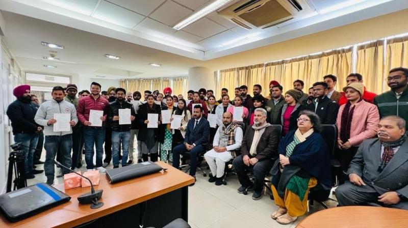 46 clerks recruited in the Forest Department received appointment letters. 46 clerks recruited in the Forest Department received appointment letters.