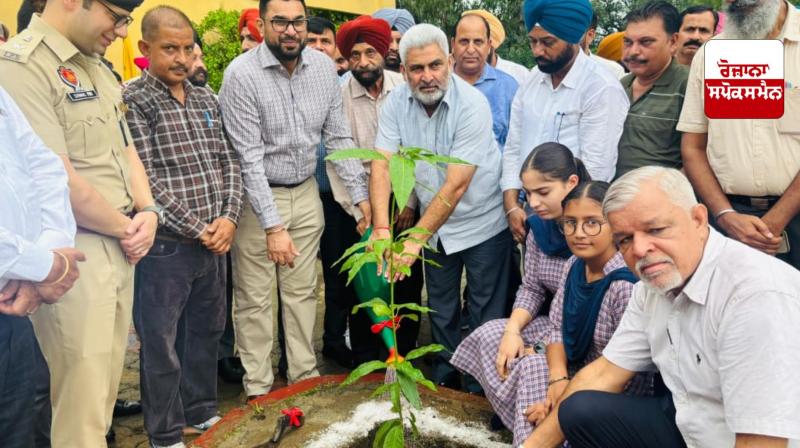 Punjab government brought the state out of economic recession with clear intentions and clear policies: Harpal Cheema Punjab government brought the state out of economic recession with clear intentions and clear policies: Harpal Cheema