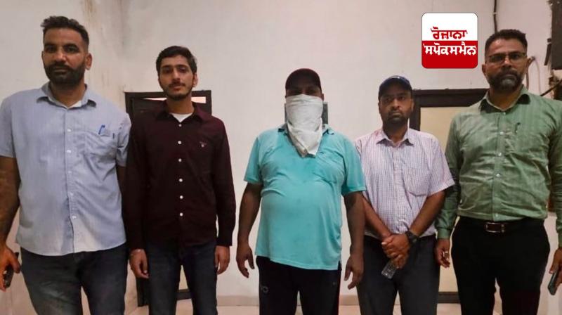 Vigilance corruption action: Vigilance caught ASI taking bribe of Rs. 12 thousand Vigilance corruption action: Vigilance caught ASI taking bribe of Rs. 12 thousand