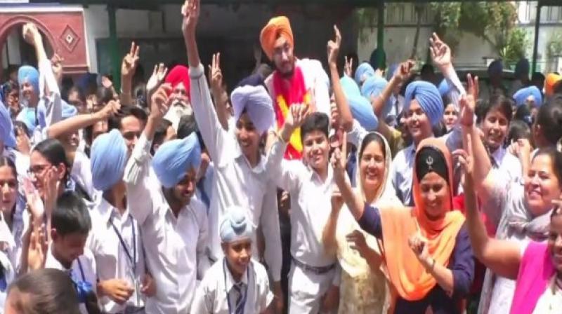 Saravjot Singh Bansal got rank one in 12th Class Saravjot Singh Bansal got rank one in 12th Class
