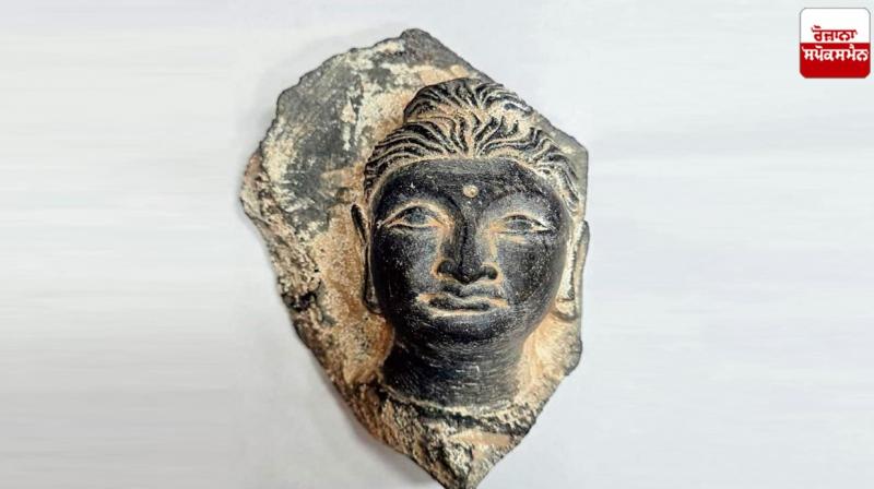 1850 year old statue of Mahatma Buddha recovered from foreign national at Atari ICP 1850 year old statue of Mahatma Buddha recovered from foreign national at Atari ICP