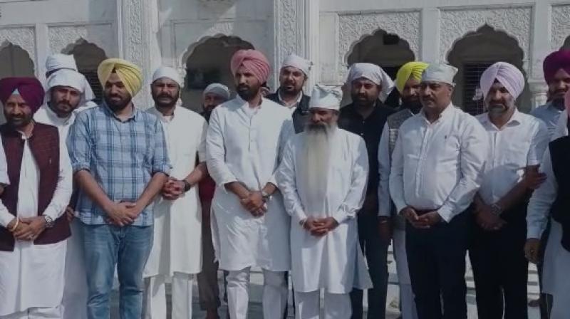 Bharat Bhushan Ashu, released from jail, reached his Ludhiana residence Bharat Bhushan Ashu, released from jail, reached his Ludhiana residence
