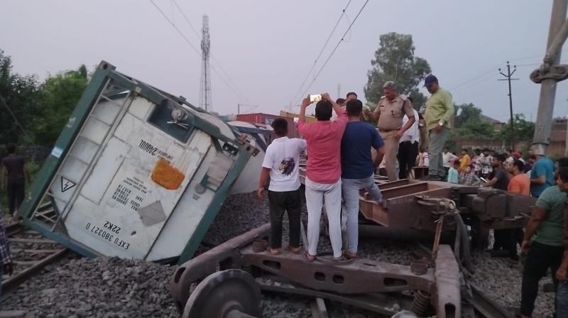 Goods train derails in Amroha Goods train derails in Amroha