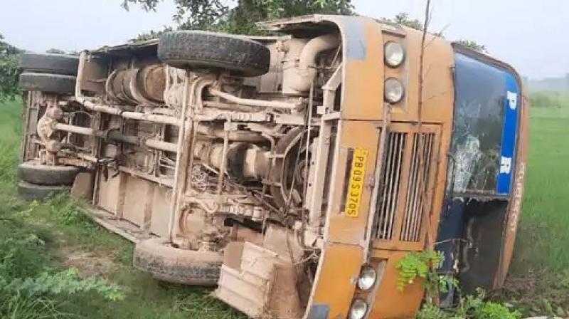 PRTC bus full of passengers overturned in Kapurthala PRTC bus full of passengers overturned in Kapurthala