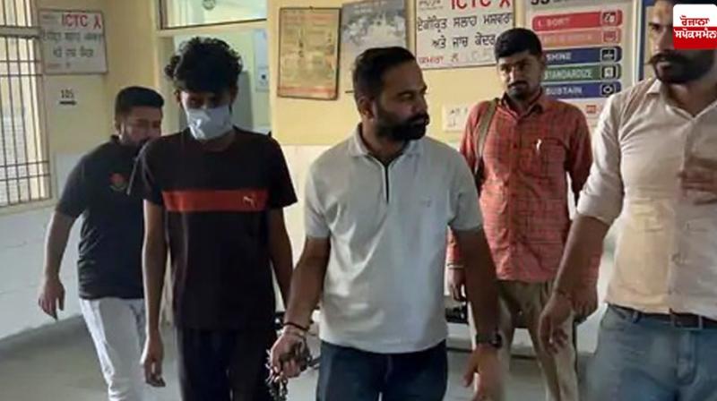 Drug smuggler arrested in Fazilka Drug smuggler arrested in Fazilka