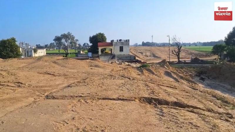 Bharat Mala project stalled after three houses were built Bharat Mala project stalled after three houses were built