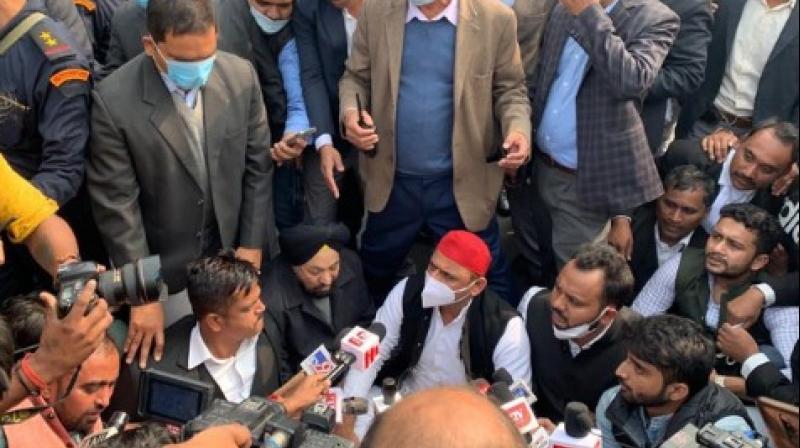 Akhilesh Yadav detained outside Lucknow home after sit-in protest against farm laws Akhilesh Yadav detained outside Lucknow home after sit-in protest against farm laws