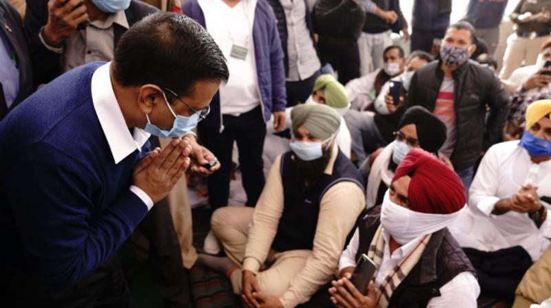 Arvind Kejriwal Visits Singhu Border As Protests Enter 12th Day Arvind Kejriwal Visits Singhu Border As Protests Enter 12th Day