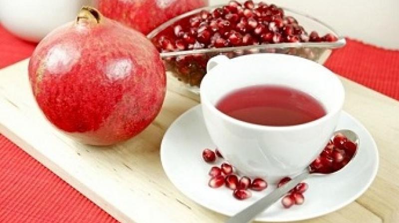 Tea of ​​pomegranate peel 