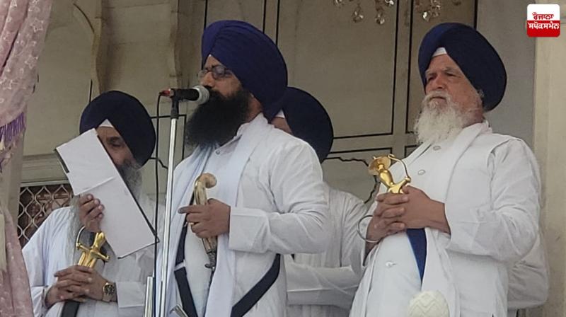 Singh Sahibans appeal to all Akali factions to unite Singh Sahibans appeal to all Akali factions to unite