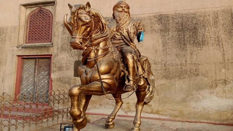 Statue of Shere Punjab is being demolished in Lahore again and again Statue of Shere Punjab is being demolished in Lahore again and again