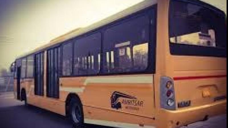 Immigrant Punjabis appeal to start bus service for Amritsar International Airport Immigrant Punjabis appeal to start bus service for Amritsar International Airport