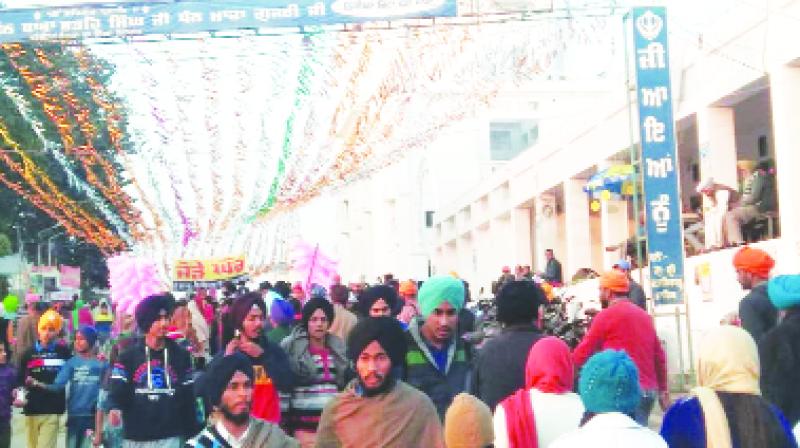 A large number of sangat commenced from the country abroad for the Shahidi Sabha