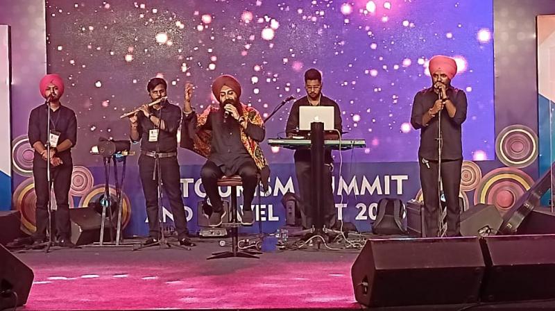 Spellbound performance of Harbhajan Shera and Bir Singh mesmerises audience at Punjab Tourism Summit and Travel Mart