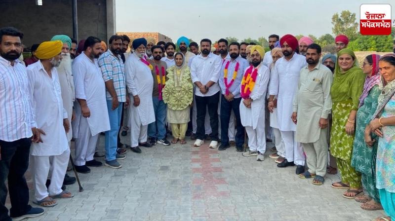 At Kothe Santa Singh Wala Panchayat elected unanimously, Manpreet Kaur became Sarpanch At Kothe Santa Singh Wala Panchayat elected unanimously, Manpreet Kaur became Sarpanch