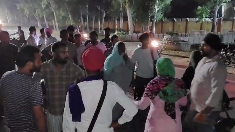 Youth died in a road accident in Amritsar Youth died in a road accident in Amritsar