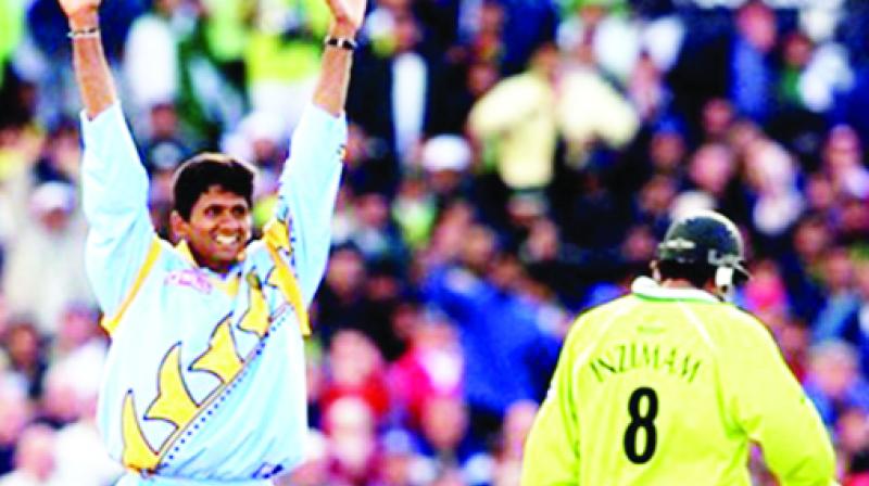 India-Pak cricket match was played during the Kargil war India-Pak cricket match was played during the Kargil war