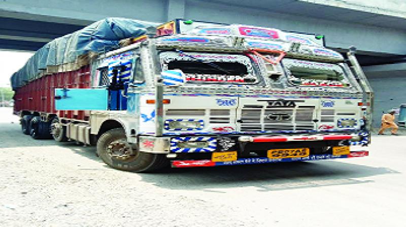 Pressure Harms Removal And Chllan Cutting Of Truck Pressure Harms Removal And Chllan Cutting Of Truck