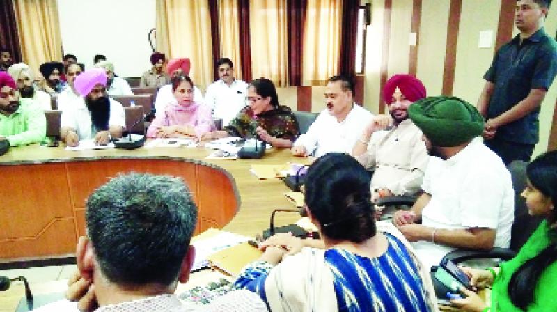 Ravneet Bitu During Meeting Ravneet Bitu During Meeting