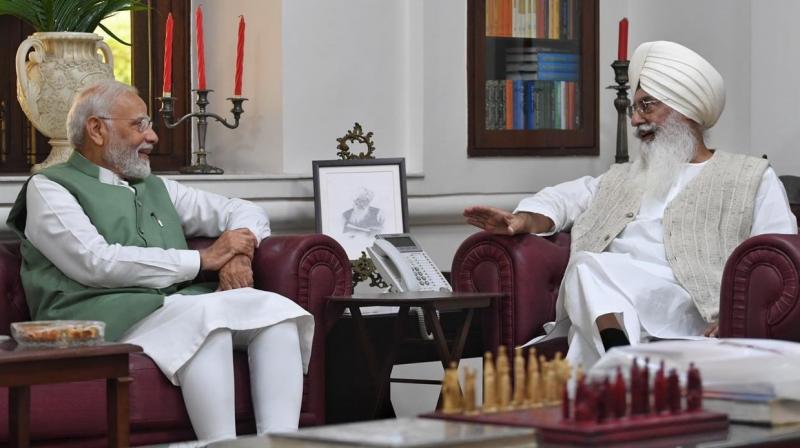 PM Modi arrives at Radha Swami Satsang Beas Dera, meets Dera head Gurinder Singh Dhillon PM Modi arrives at Radha Swami Satsang Beas Dera, meets Dera head Gurinder Singh Dhillon