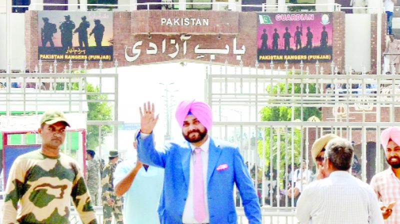 Navjot Singh Sidhu at Pakistan